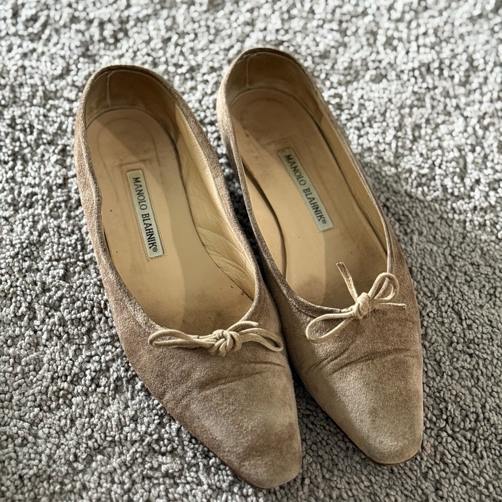 Manolo Blahnik Suede Flats